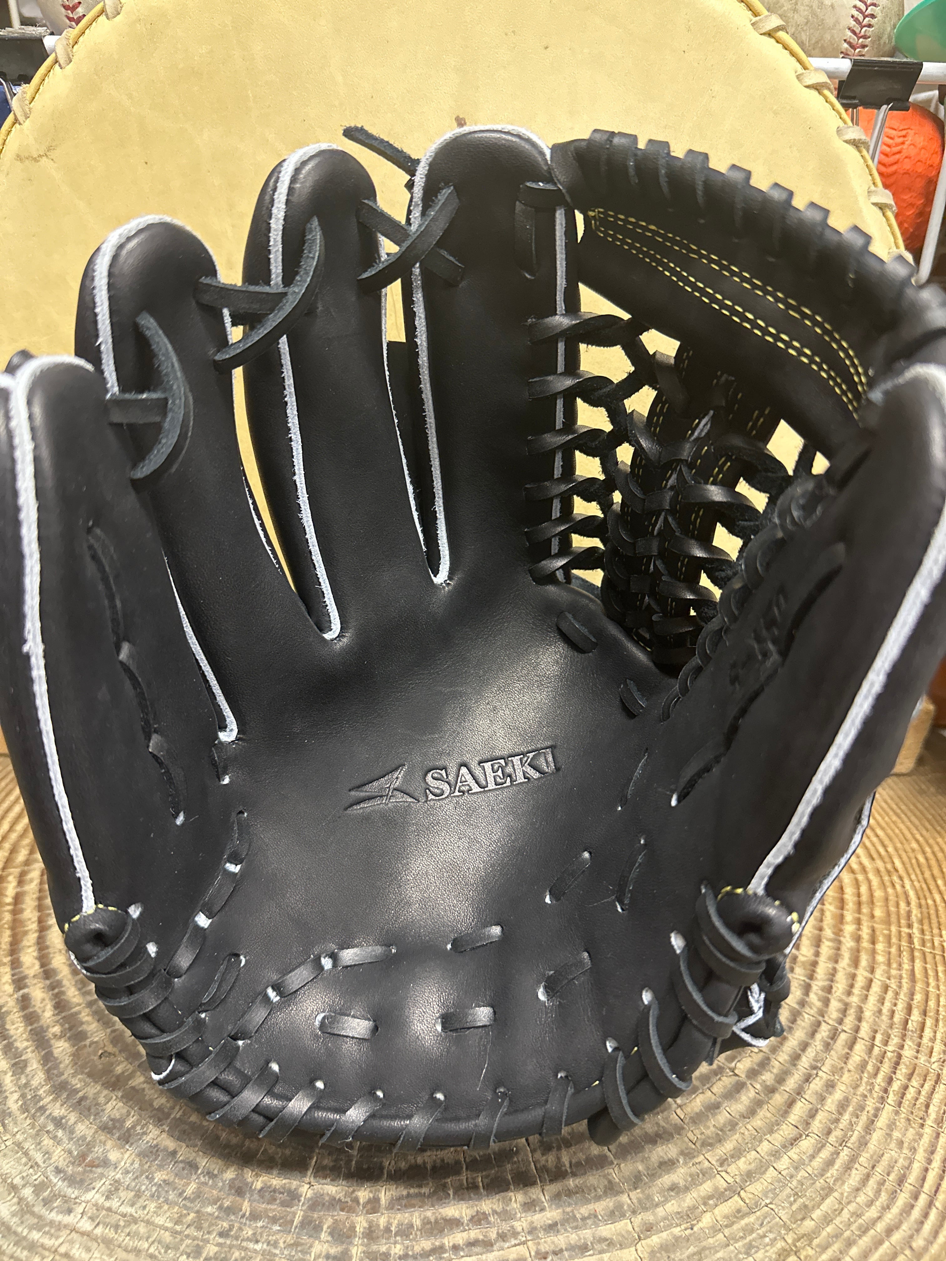 SAEKI(サエキ)軟式内野手用・オールラウンド用グローブ | カミスポーツ