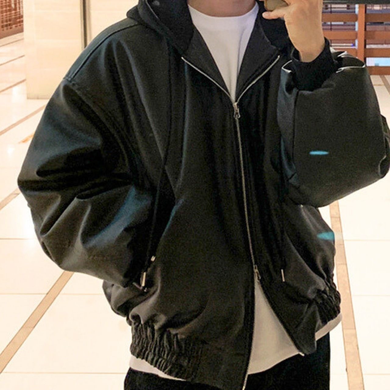 フード付きフェイクレザーブルゾン　MT0080411