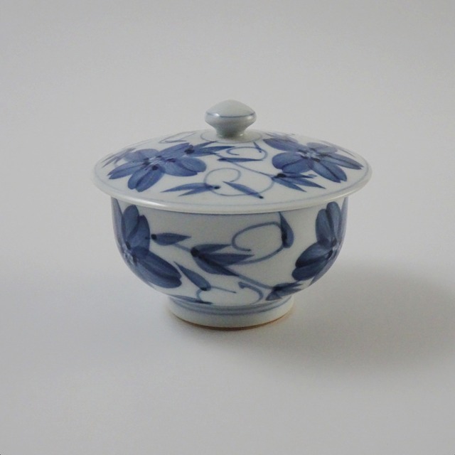 波佐見焼　染付草加紋蓋付汲出（１ヶ入ダンボール）