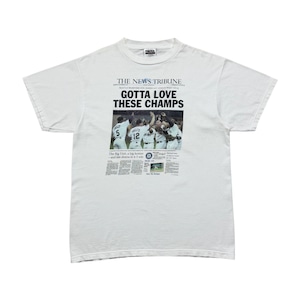 MLB SEATTLE MARINERS 1997 NEWSPAPER CHAMPIONS T-SHIRT SIZE L (USED)