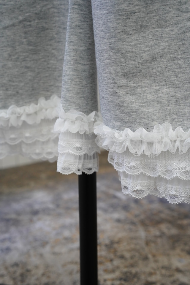 SUSO LACE FRIL SWEAT PANTS