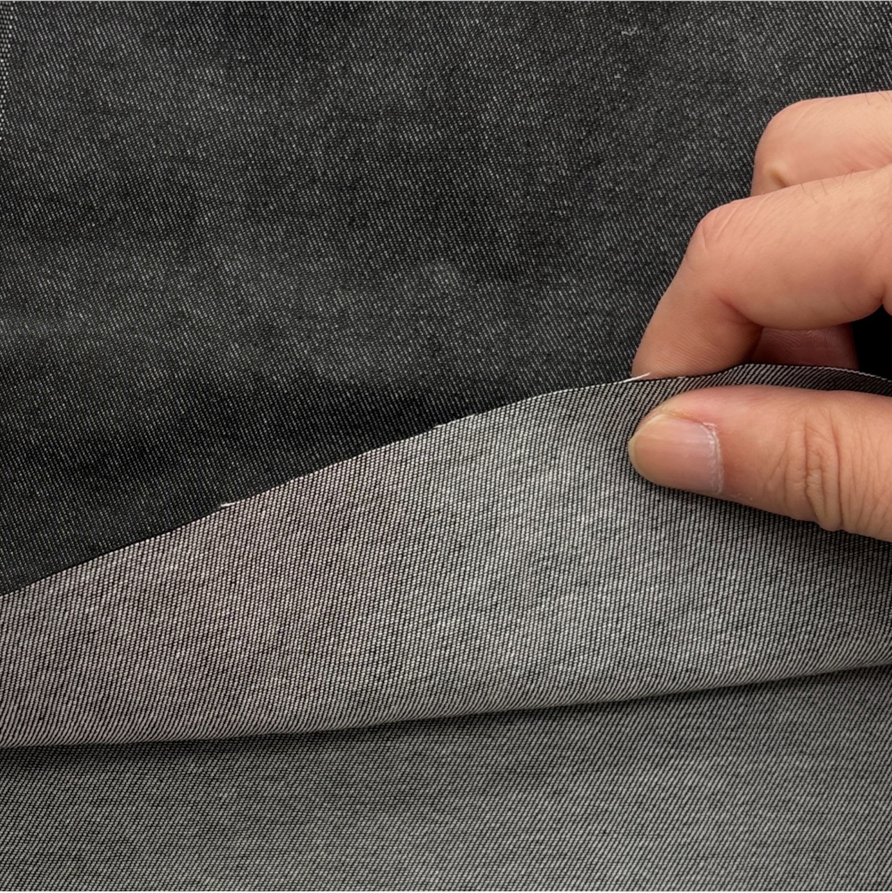 ★CT196◆オーダー1m単位◆綿ポリエステル混デニム生地◆約7オンス◆ブラック