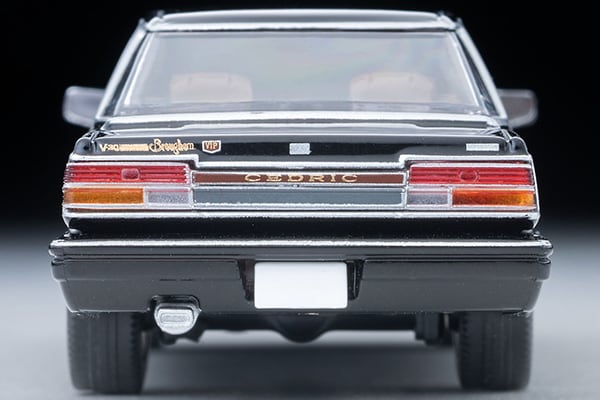 トミカリミテッドヴィンテージ LV-N168c 日産 セドリック HT V30ターボ