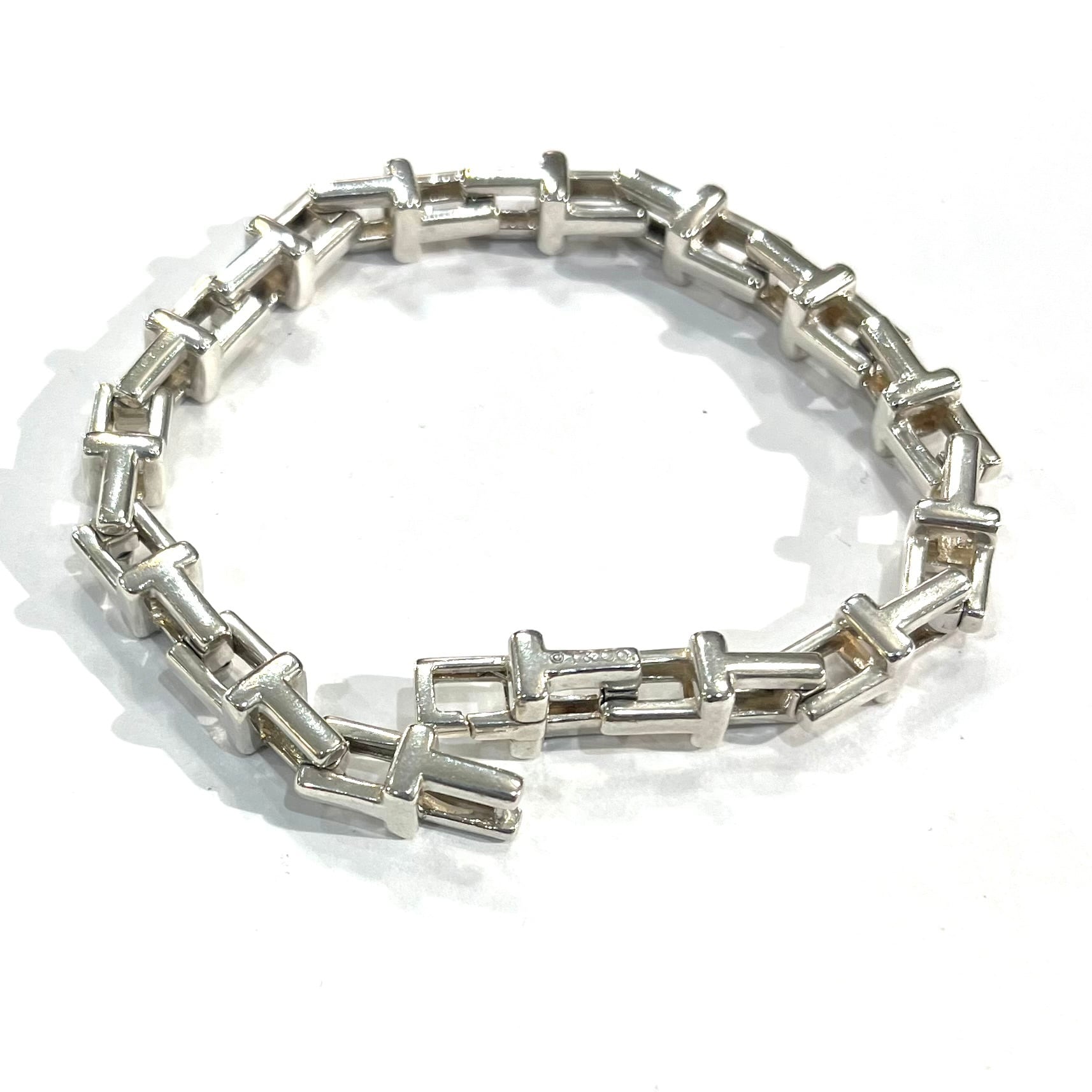 激レア【TIFFANY&CO. 】2616 ボリューム 重厚感Tモチーフ リンク