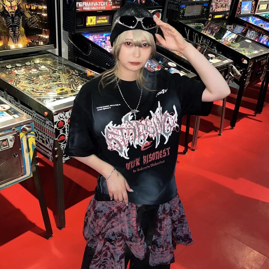 Dirtyロゴ BIG Tシャツ | VOLCAN&APHRODITE 公式通販