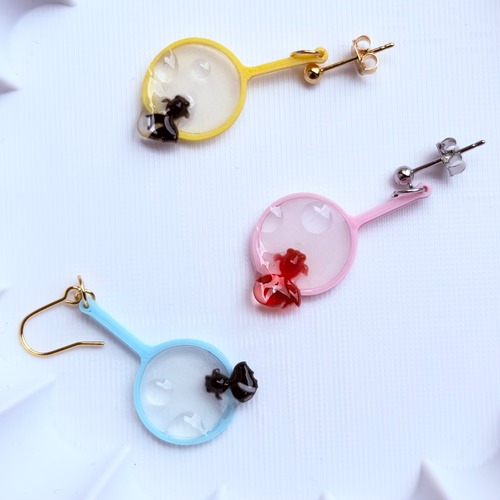 【片耳販売】お祭りの思い出｜ぷっくり金魚すくいのポイ　ピアス イヤリング イヤーカフ ネックレス チャーム　