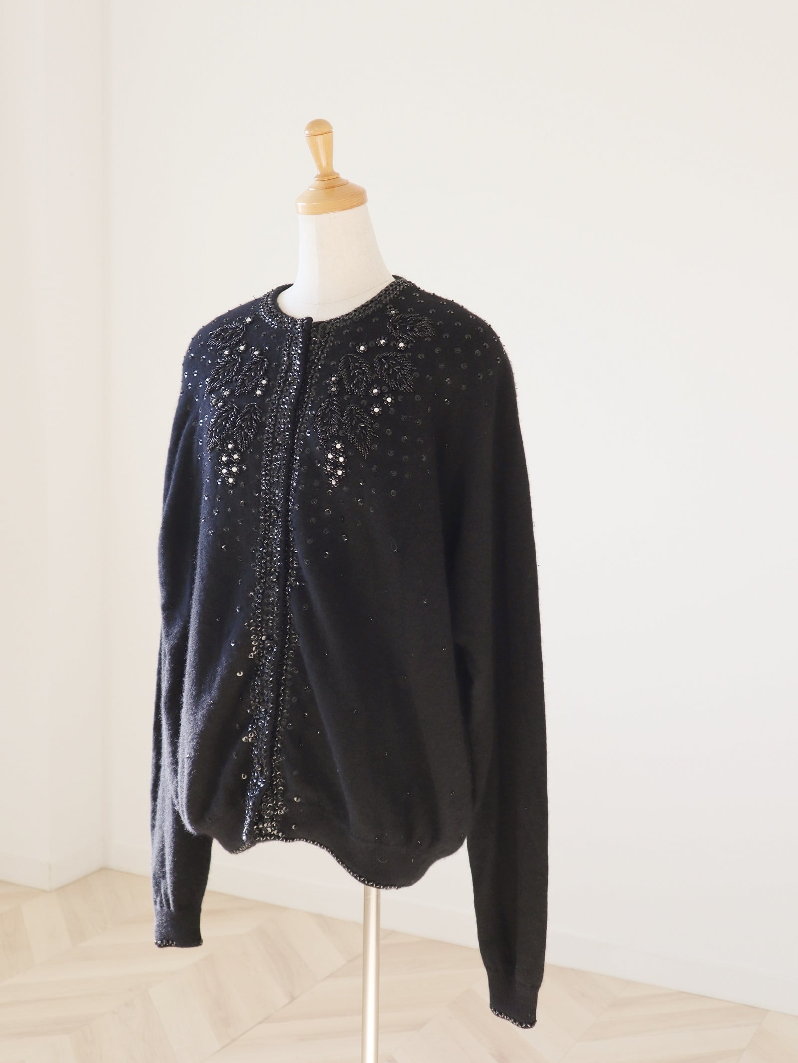 ●Angora embroidery cardigan