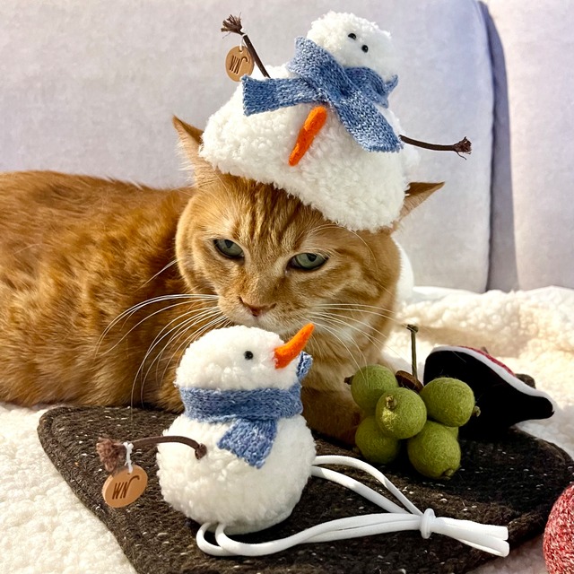 melting snowman hat from WETNOSE 帽子 雪だるま