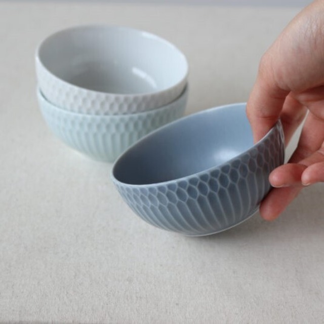 さざなみ　10cm　小鉢【全3色】 白・青白・ブルーグレー　sazanami　和食器