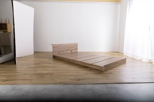 【セミダブル】Yuseong 幅140cm幅広すのこローベッド　ヘッドボードタイプ(ボンネルマットレス付き)