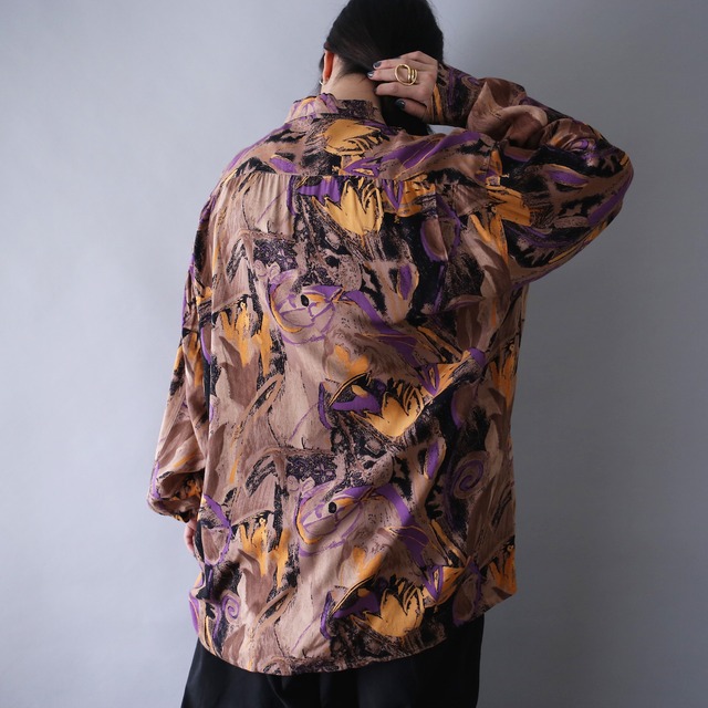 art graphic full pattern over silhouette rayon shirt