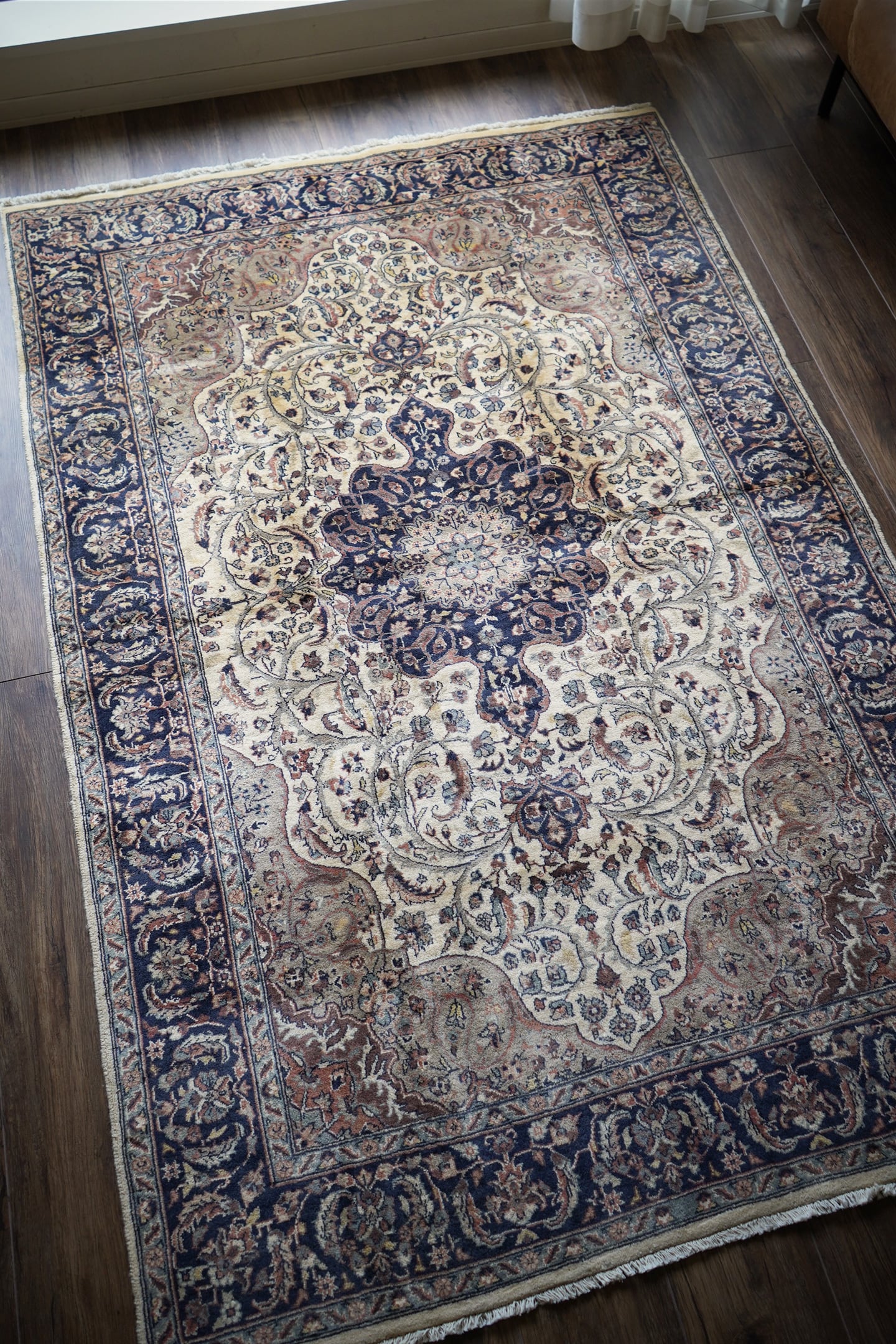 スーパーファインヴィンテージ ラグウズベクラグ手織り絨毯108cmx180cm