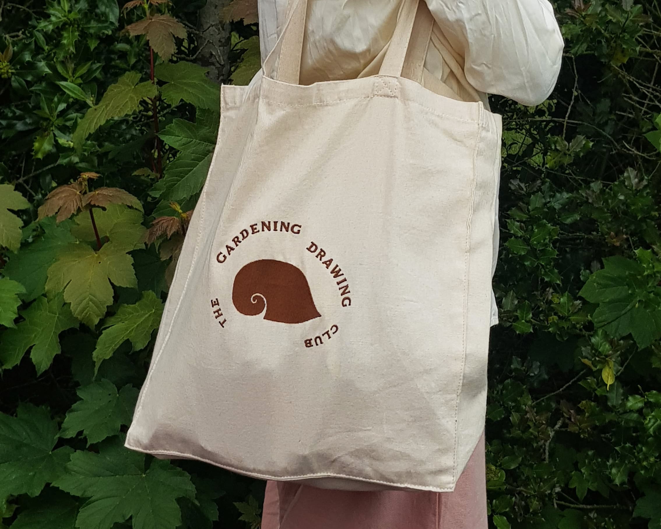 The Gardening Drawing Club - Embroidered Cotton Bag | nidi gallery