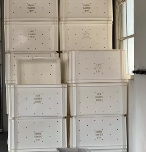 【オーロール・カサノヴァ】ピュイジュー レ・プティット・ヴィーニュ ピノ・ノワール