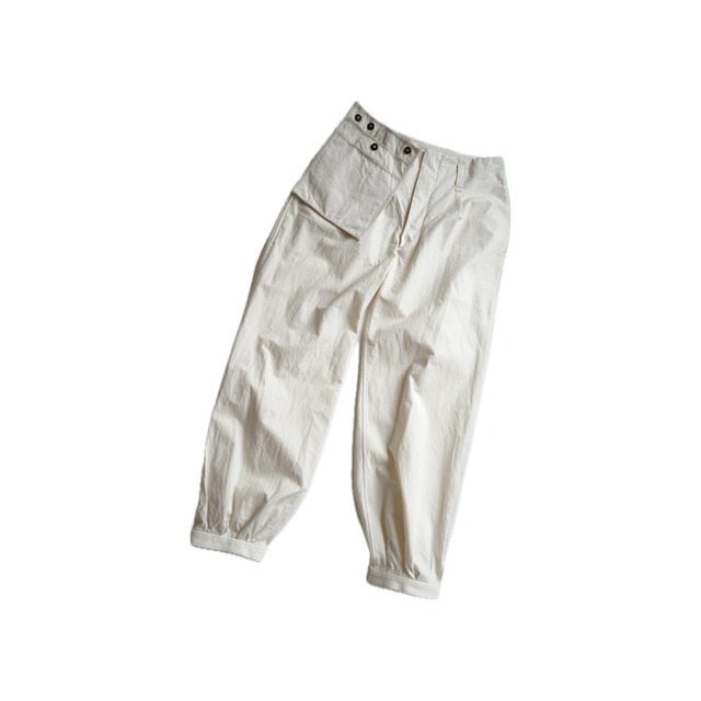 【amachi.】Detachable Pocket Work Pants (Off White)