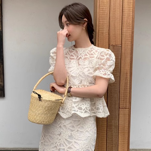 半袖ブラウス レディース トップス レースブラウス メッシュ シースルー パフスリーブ ペプラム ラウンドネック 綿 コットン カジュアル お出掛け おしゃれ きれいめ エレガント フォーマル 女性