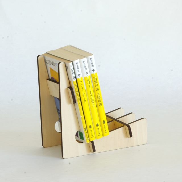 【KUMU BookStand】組み立てるブックスタンド／シナ合板