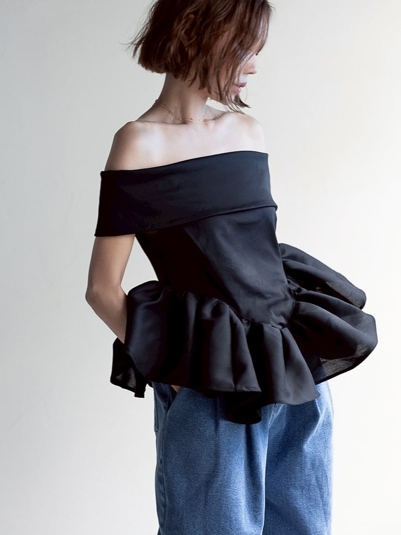 6/28 Sun.21:00〜発売開始!!】Off-the-shoulder peplum tops オフ