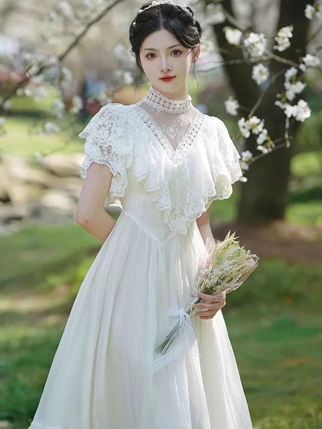 【0073】Lace High Neck Romantic Short Sleeve Dress