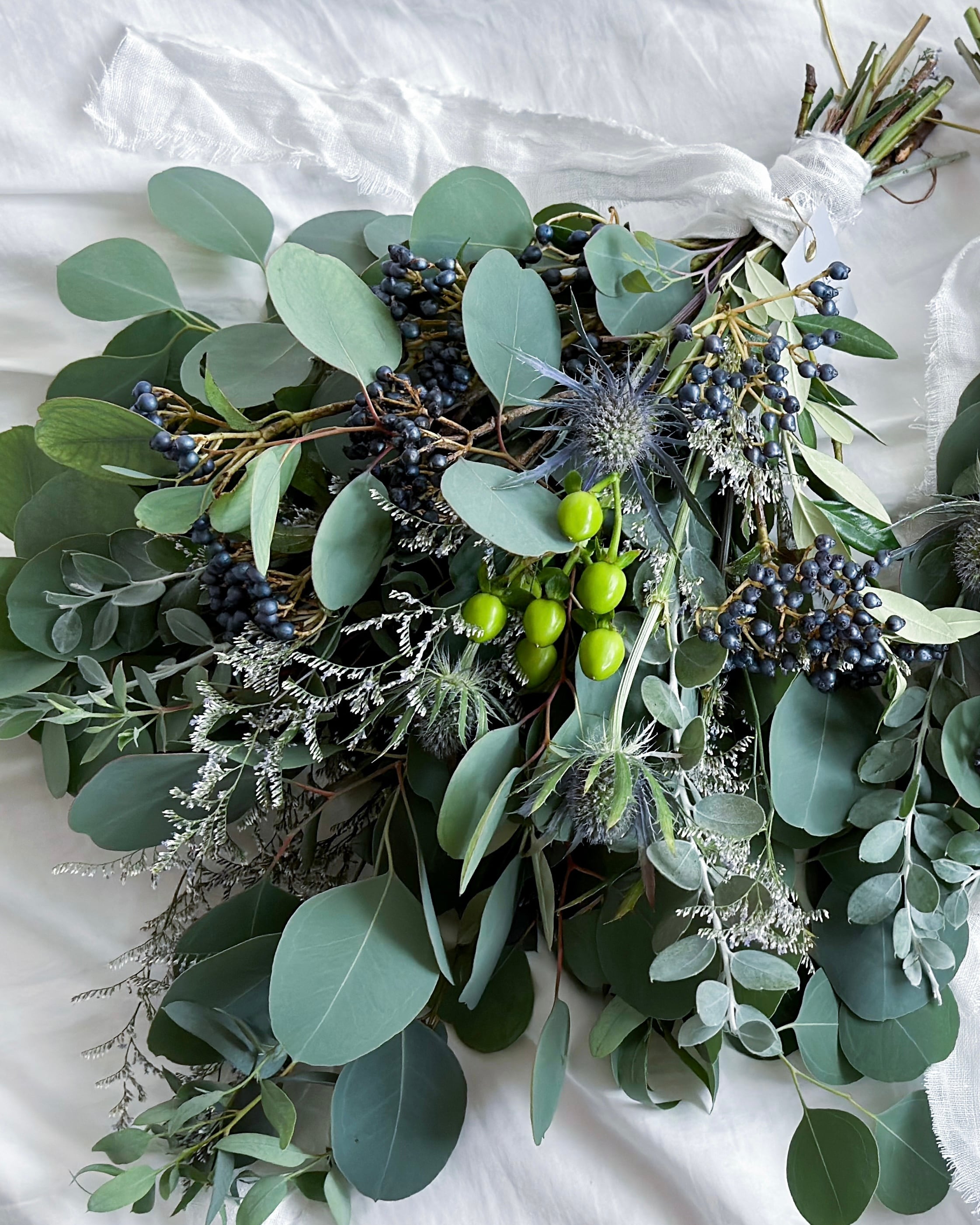 夏っぽ涼しげなボタニカルスワッグ♡