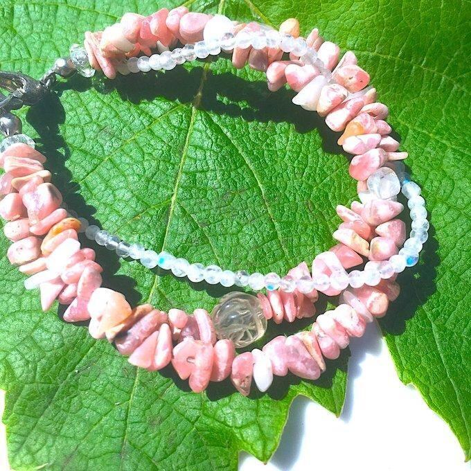 【一点物】✦RoseisRoseisRose✦⋆.·インカローズ&薔薇のカービングスモーキィクォーツ&レインボームーンストーンの三連ブレスレット⋆.·✦