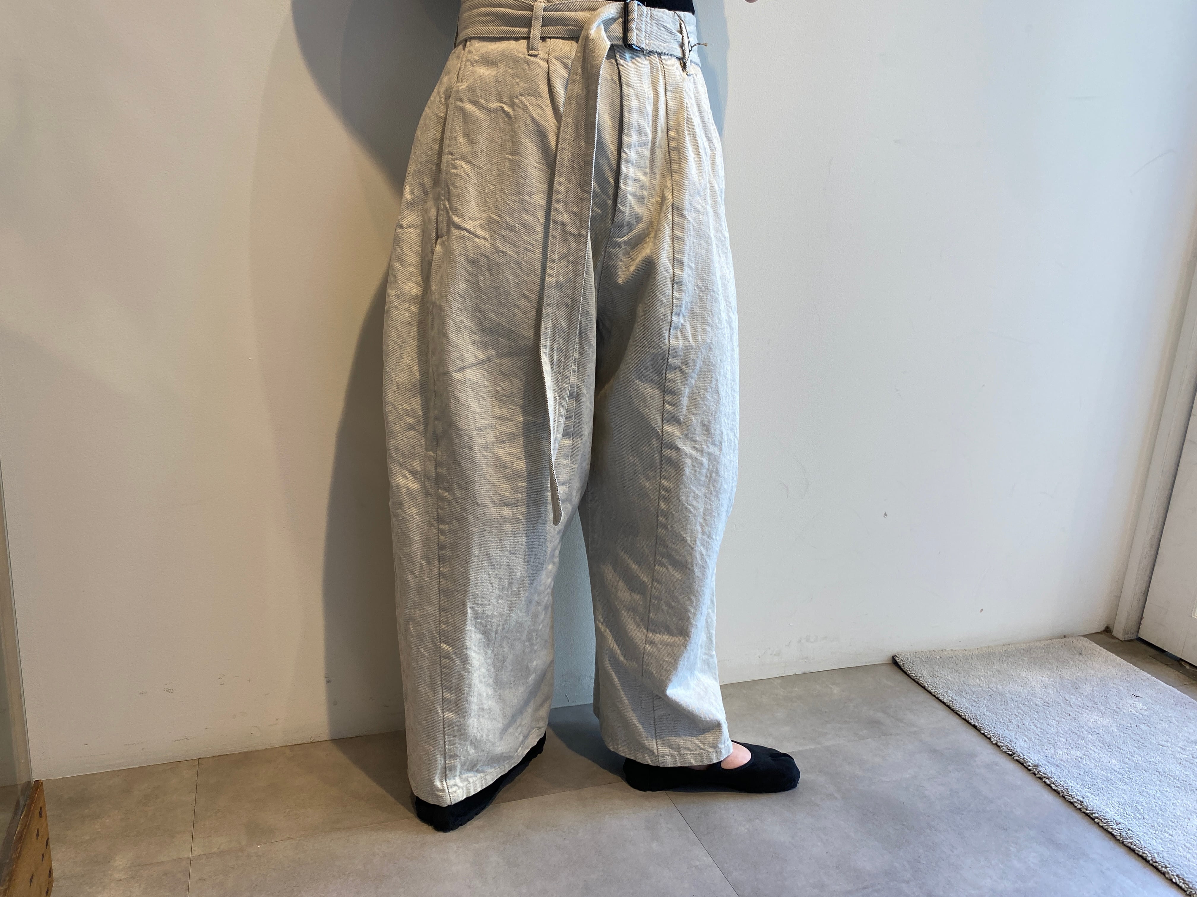 NATIVE VILLAGE/No.12 灌木ルートダーツパンツ（White Gray） | torico.