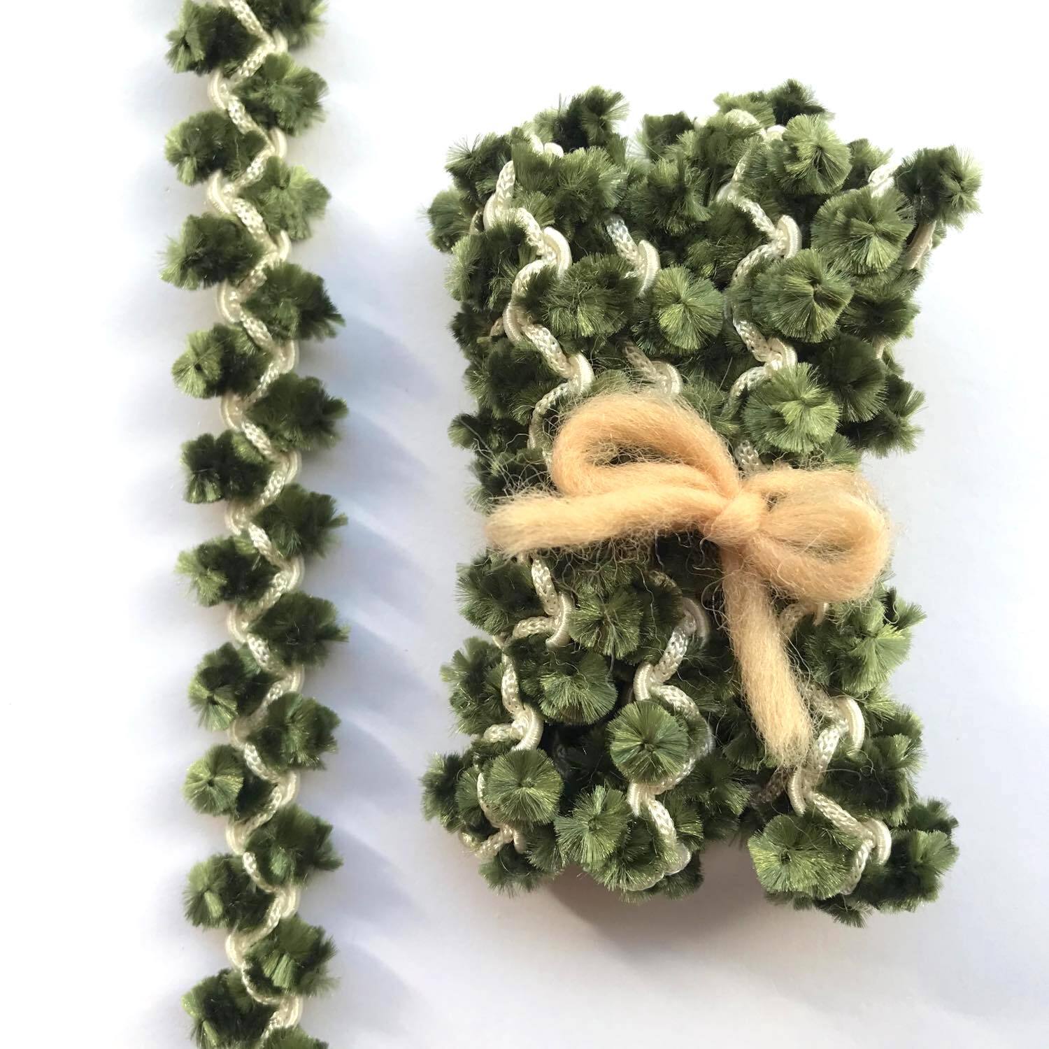 〈再入荷〉ファー付きねじれリボン(1mカット)