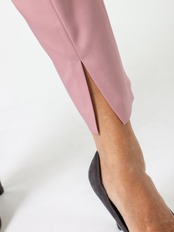 BEATRICE(テーパードスリット入りパンツ）