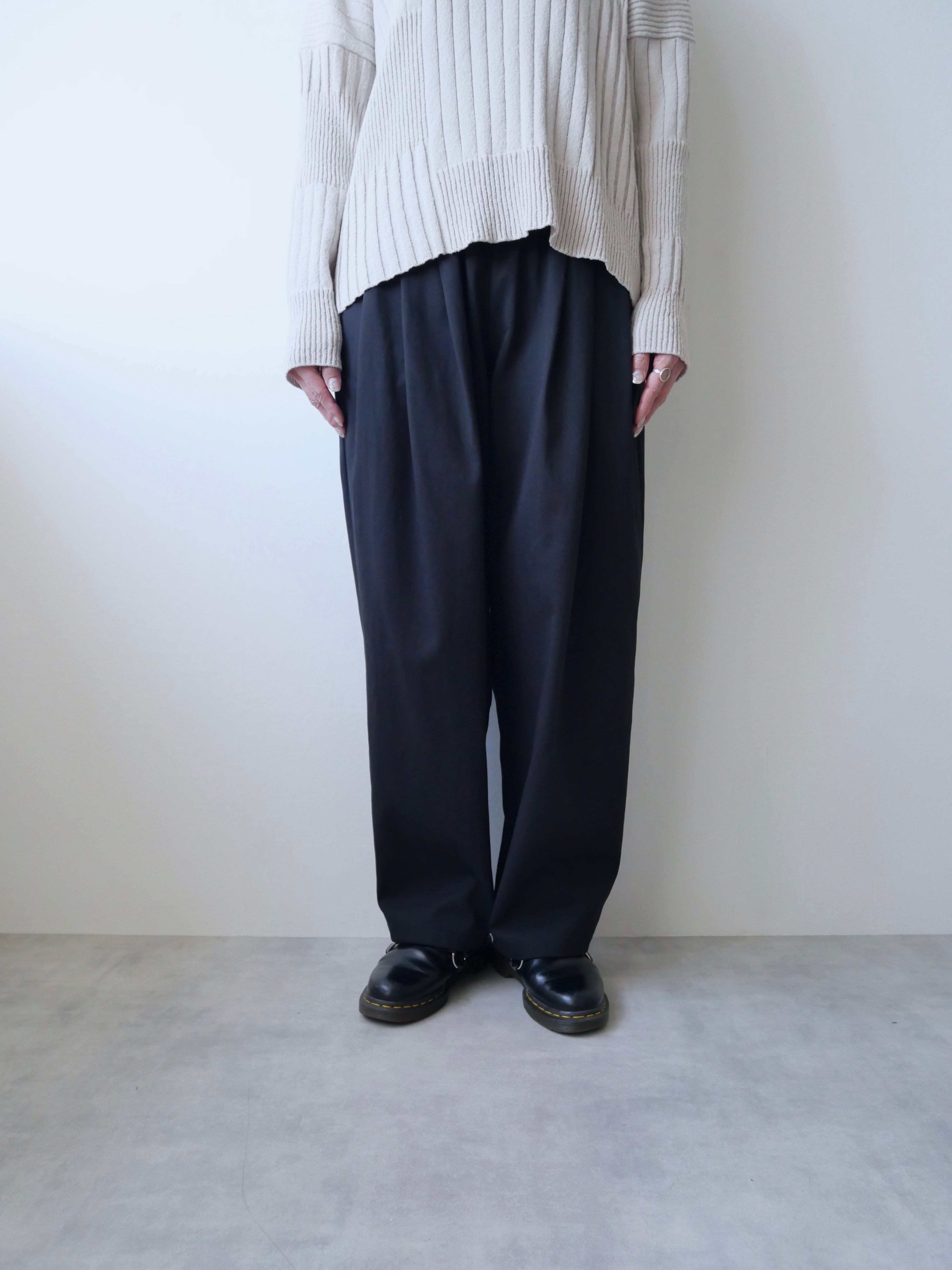 evam eva / cotton tuck wide pants