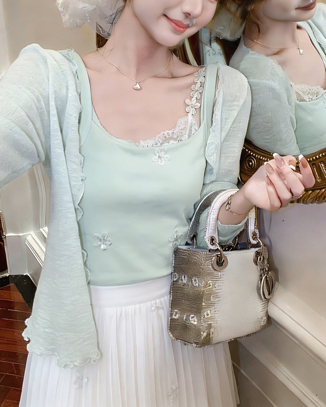 レースレイヤードフラワーキャミソール(2 colors)2508552