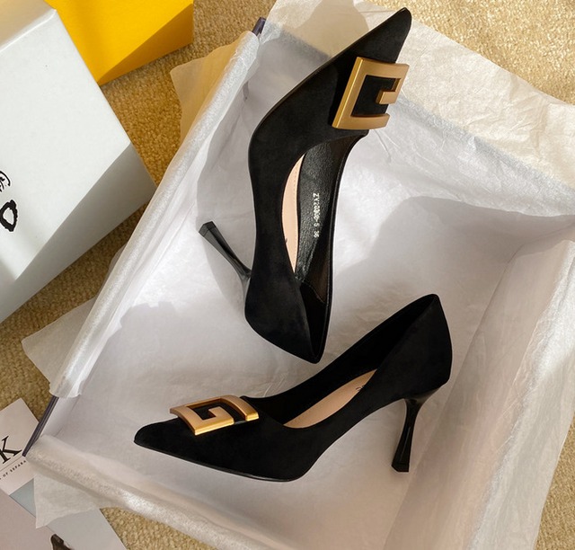 Top Mode 春アイテム ゴシック 大人ゴシック パンプス ブラック 黒 ヒール ハイヒール ピンヒール ポインテッドトゥ おしゃれ 可愛い かわいい 韓国 ゴールド レディース 美脚 靴 シューズ おしゃれ お出掛け デート 夜 きれいめ 大人 スエード ブラック Bitter ママ Top Mode 春アイテム ゴシック 大人ゴシック パンプス ブラック 黒 ヒール ハイヒール ピンヒール ポインテッドトゥ おしゃれ 可愛い かわいい 韓国 ゴールド レディース 美脚 靴 シューズ おしゃれ お出掛け デート 夜 きれいめ 大人 スエード ブラック Bitter ママ