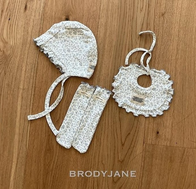 【取寄/韓国直送】Brodyjane ベイビリーフボネット・スタイ・靴下｜秋服｜ベビー服｜韓国子供服｜26/AT