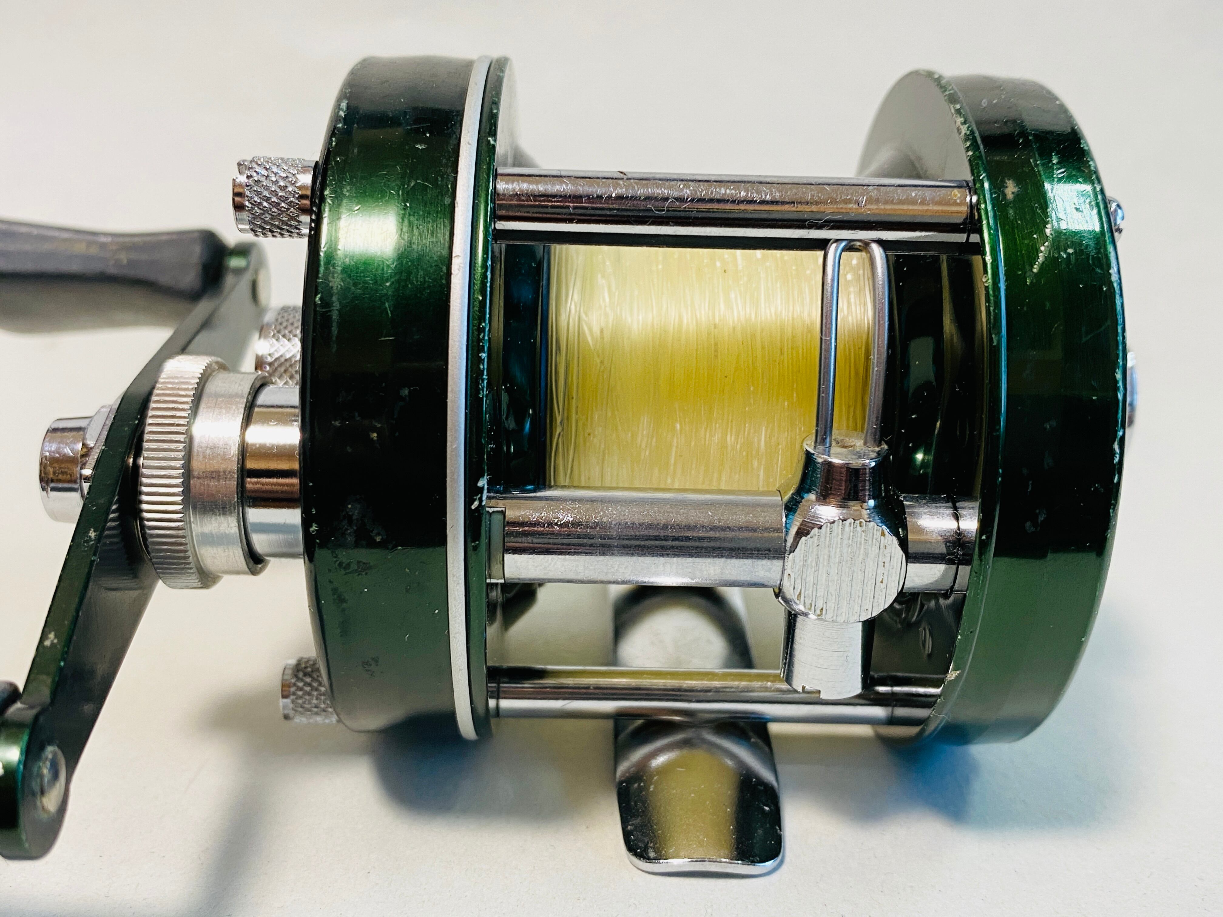 アブ ５０００Ｄ 70s Vintage ABU Ambassadeur 5000D #790904 [3202] | Tackleshop GTA