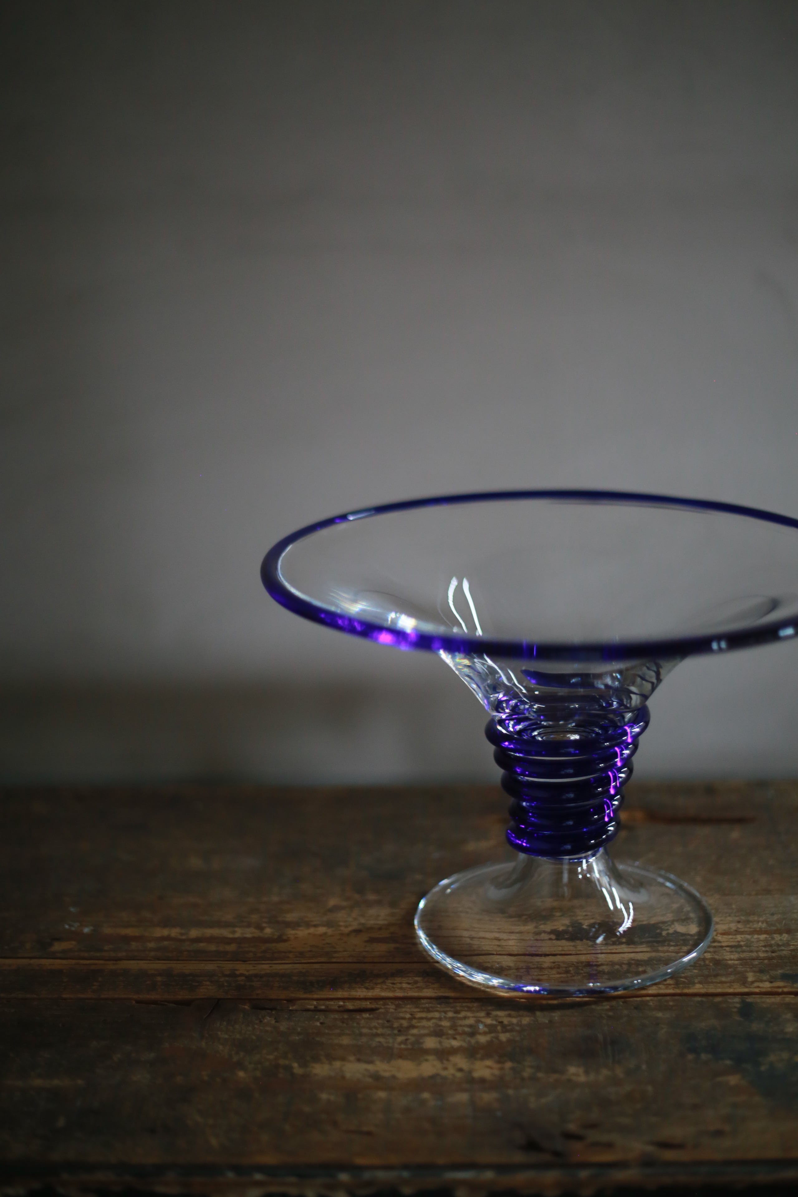 古い国産の大きめガラスコンポート