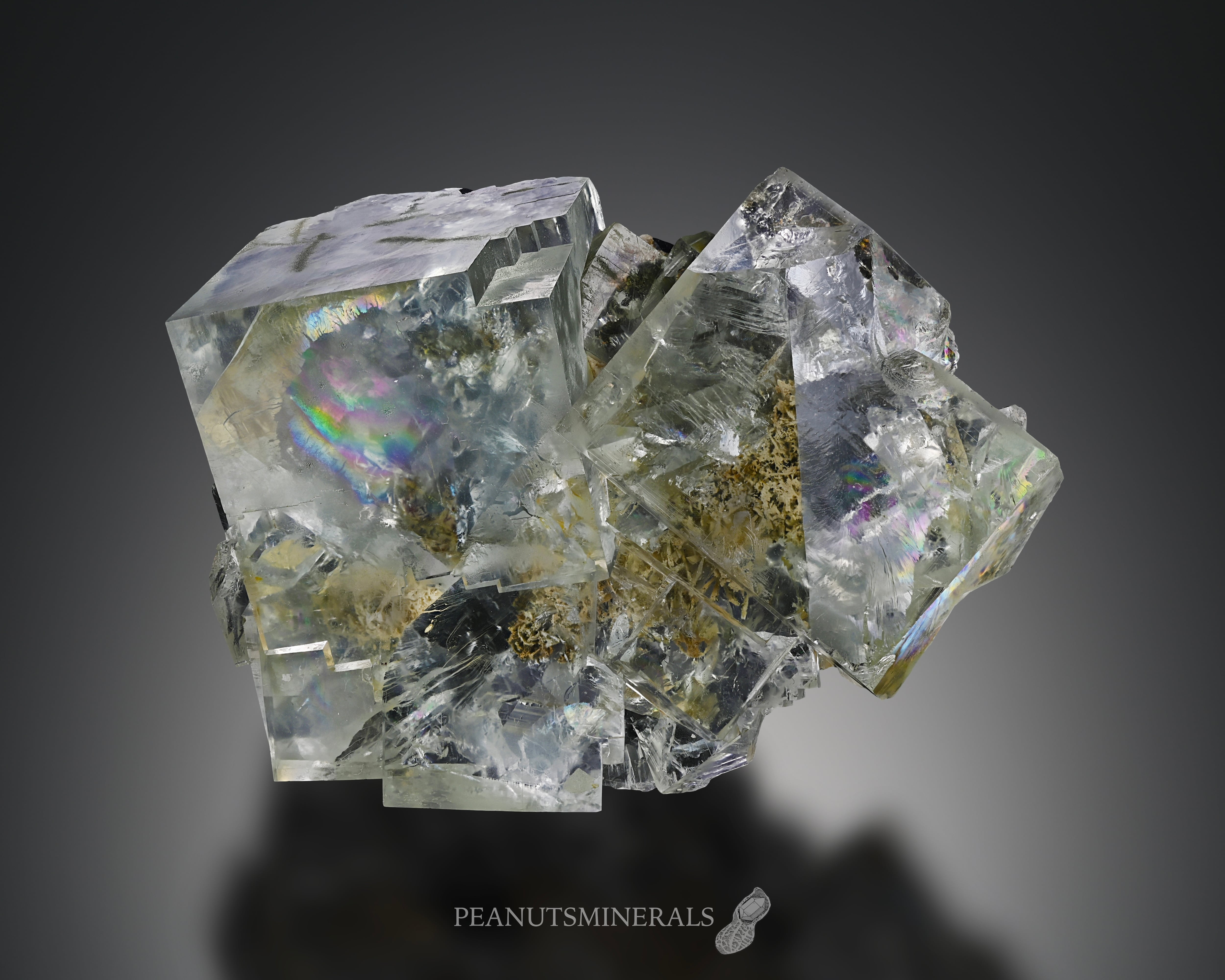 フローライト【Fluorite】ロシア産