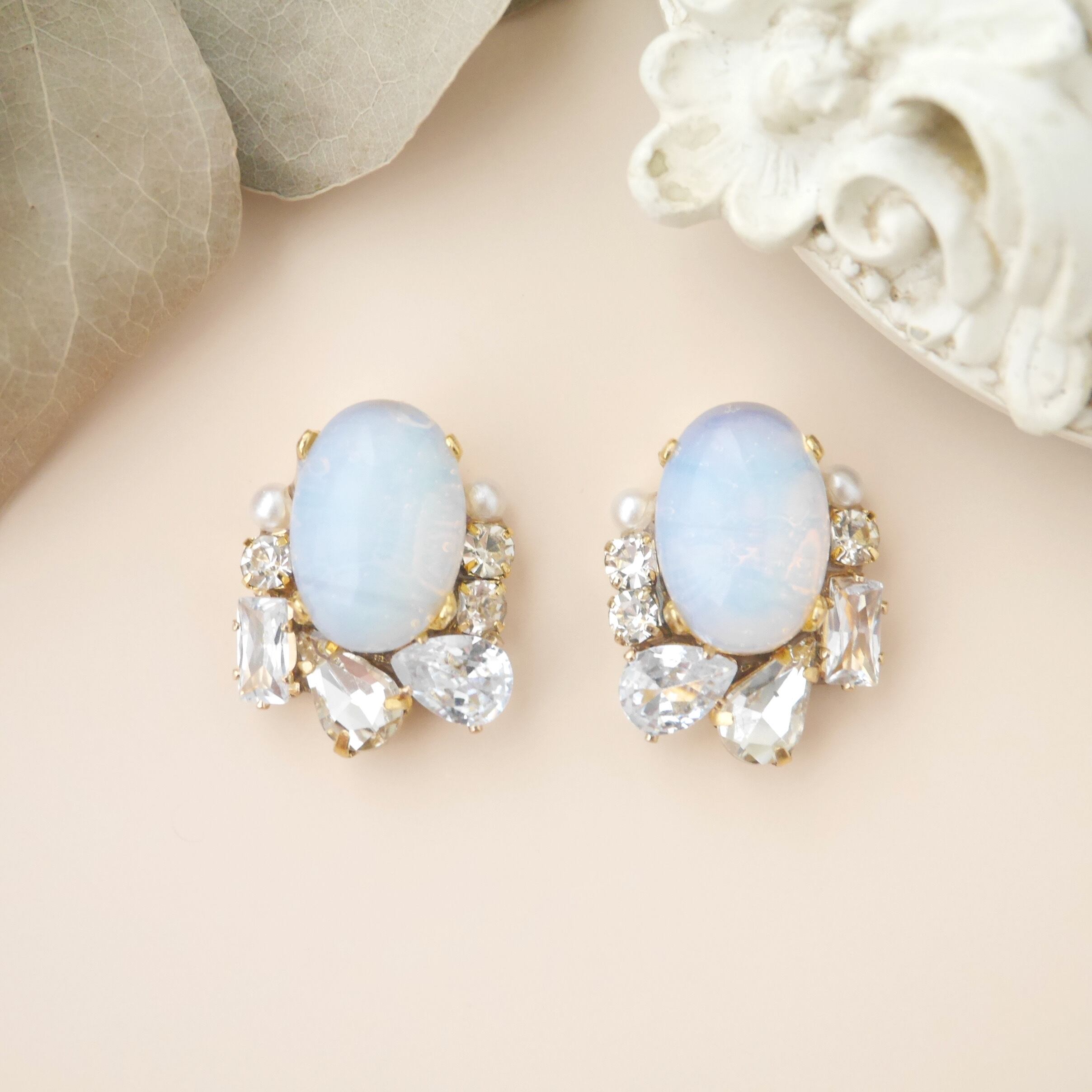 ムーンクォーツオーバル × ビジュー