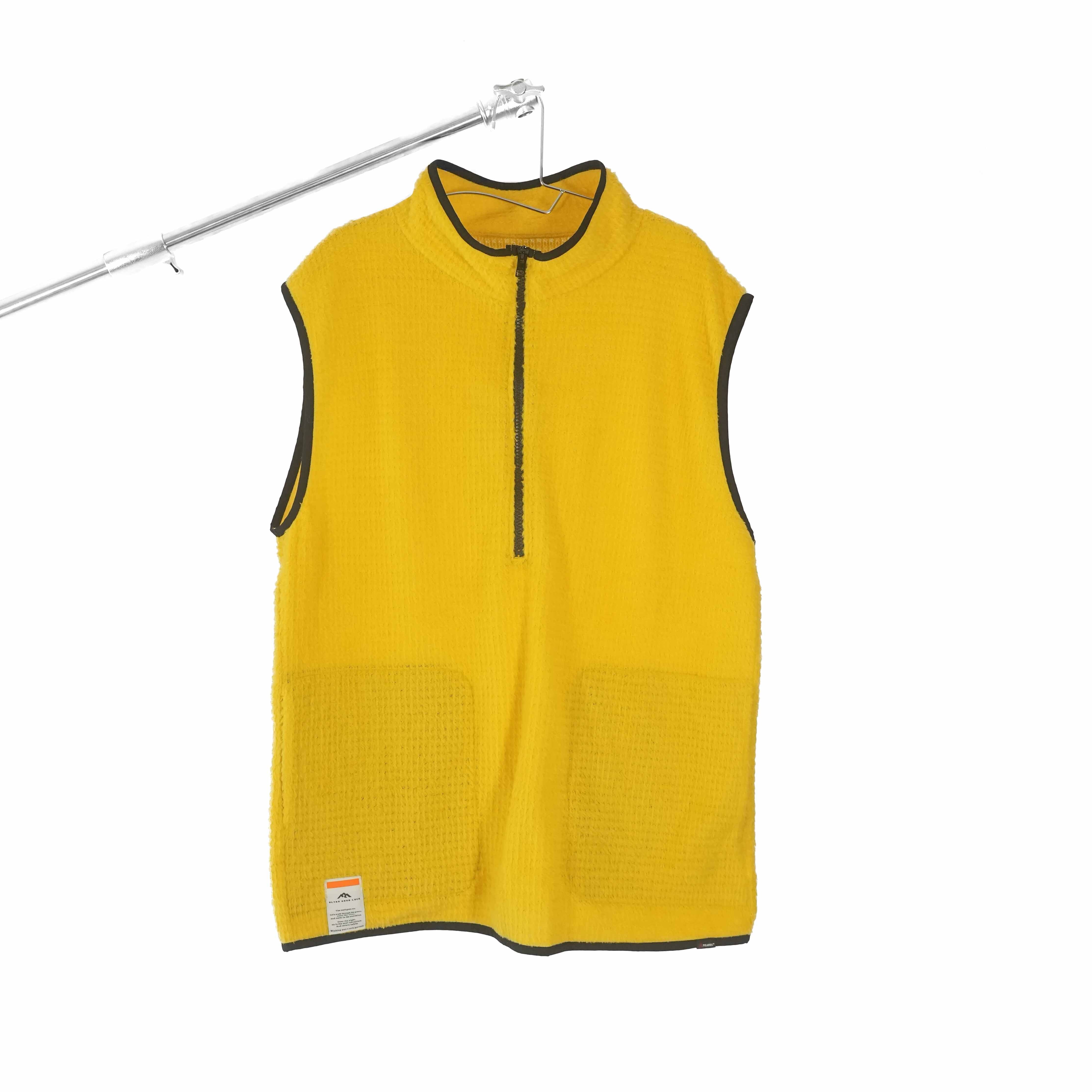 ALPHA 140 HALF ZIP VEST | ULTRA GOOD LUCK