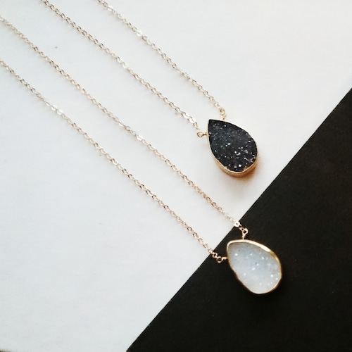 送料無料 14kgf monotone Druzy quartz necklace