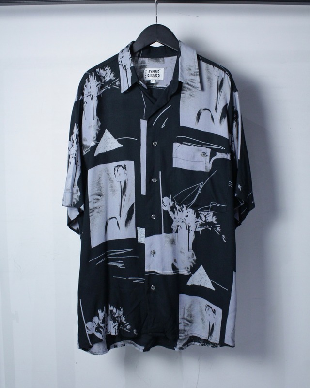 【Caka BLACK】Monotone Artistic Flower Vintage S/S Shirt