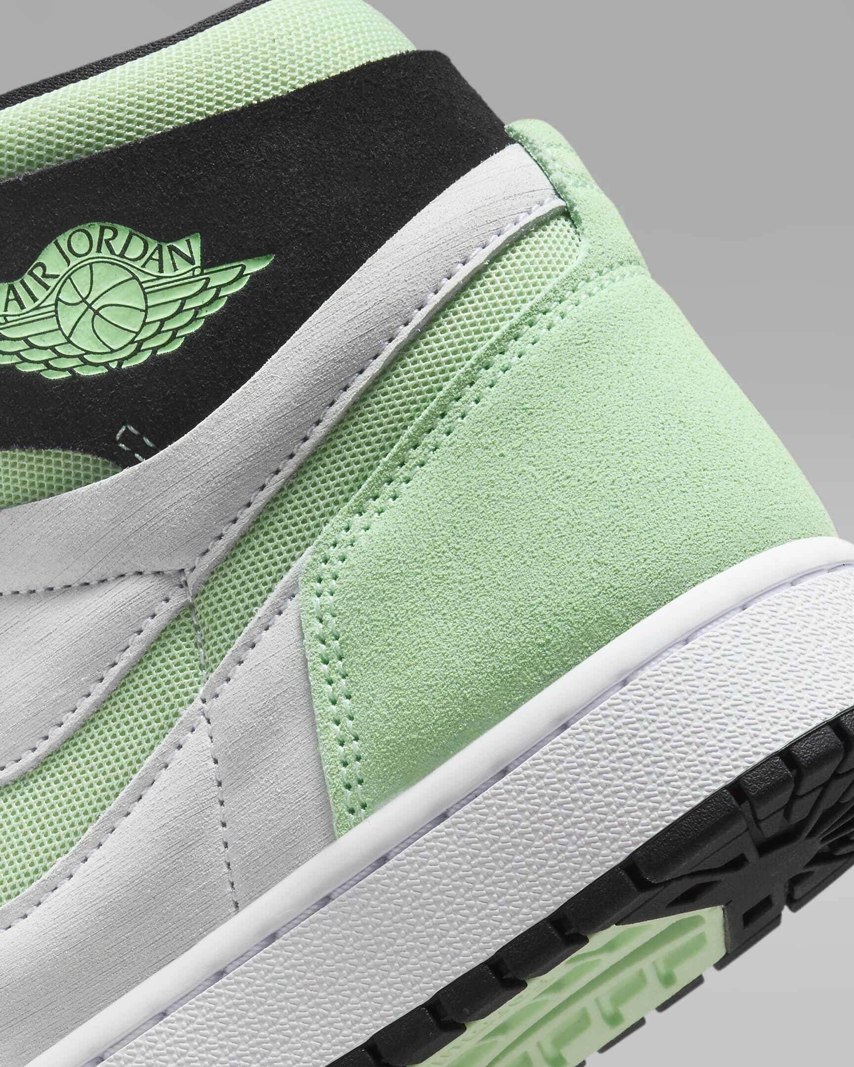 NIKEナイキ ウィメンズ エアジョーダン1 ズーム エアCMFT 25cm 【公式