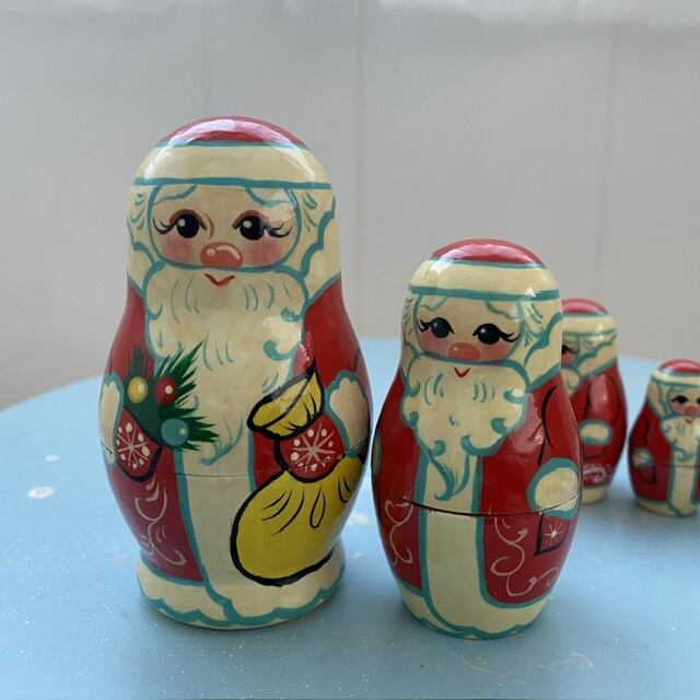 ロシア ノリンスク サンタクロースマトリョーシカ5ピース 普通郵便送料