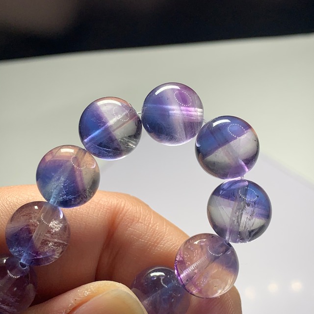 09.幻想的な色合いバイカラーグラデーションフローライトブレスレット