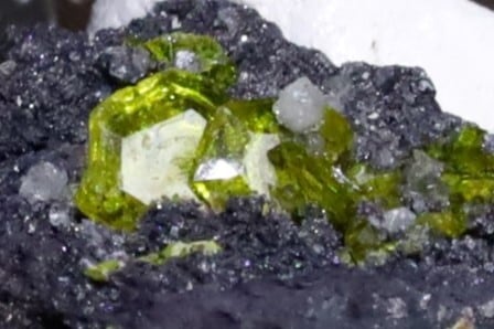 スタルマナイト | Mineral Ankicrystal