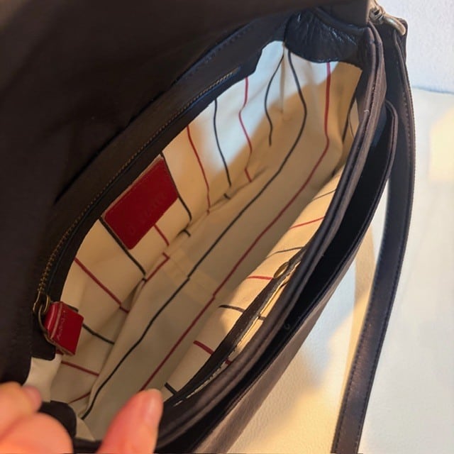 B.stuff　ショルダー付きハンドバッグ