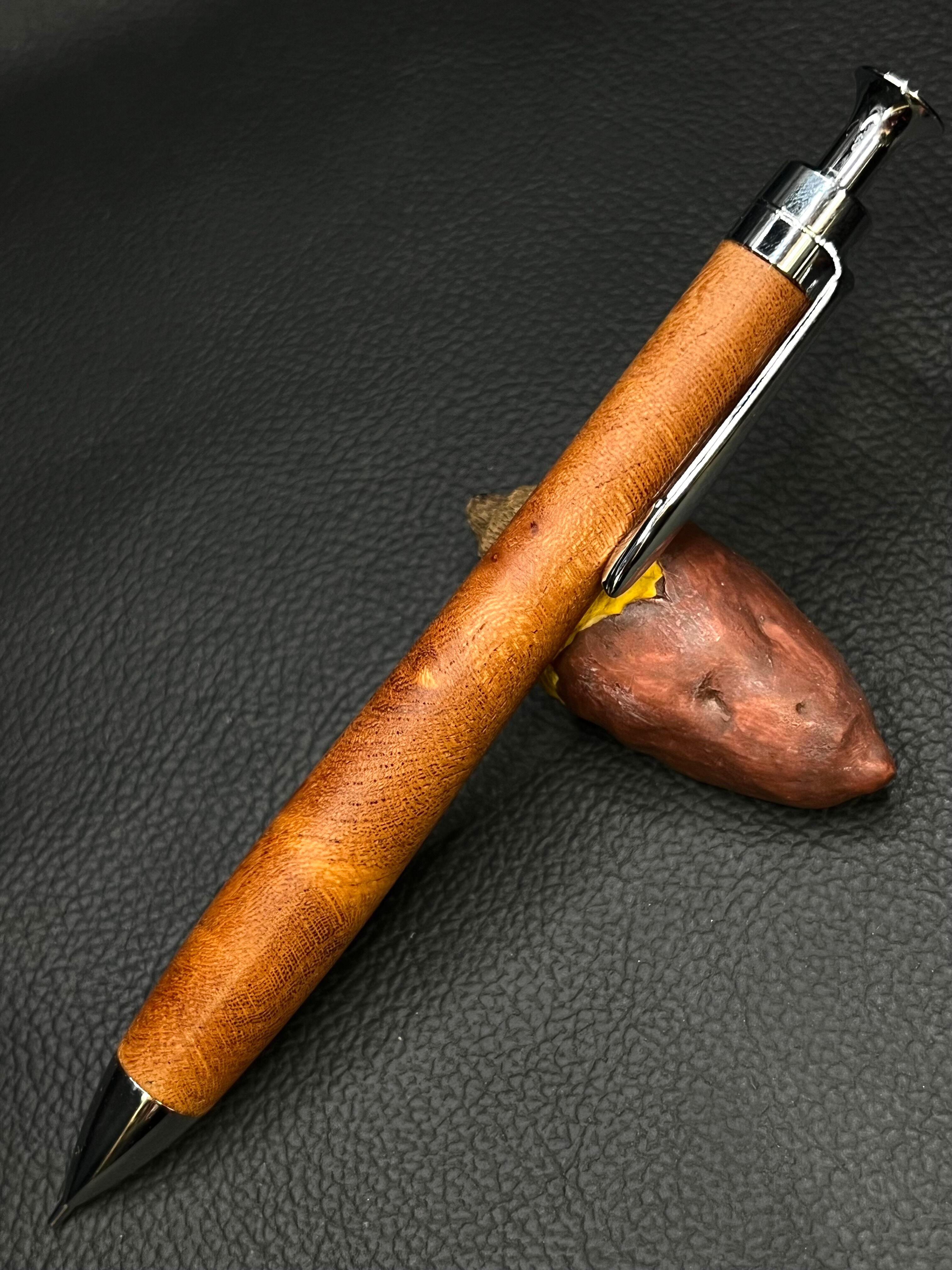 53 欅 ケヤキ 極上玉杢 | こぶた工房