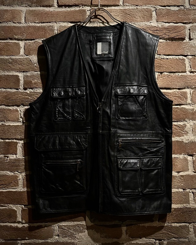 【Caka act3】Multiple Pocket Gimmick Vintage Leather Vest