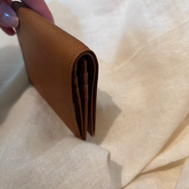 B.stuff　「エイミーⅡ」ミニマム三つ折りお財布(クミン)