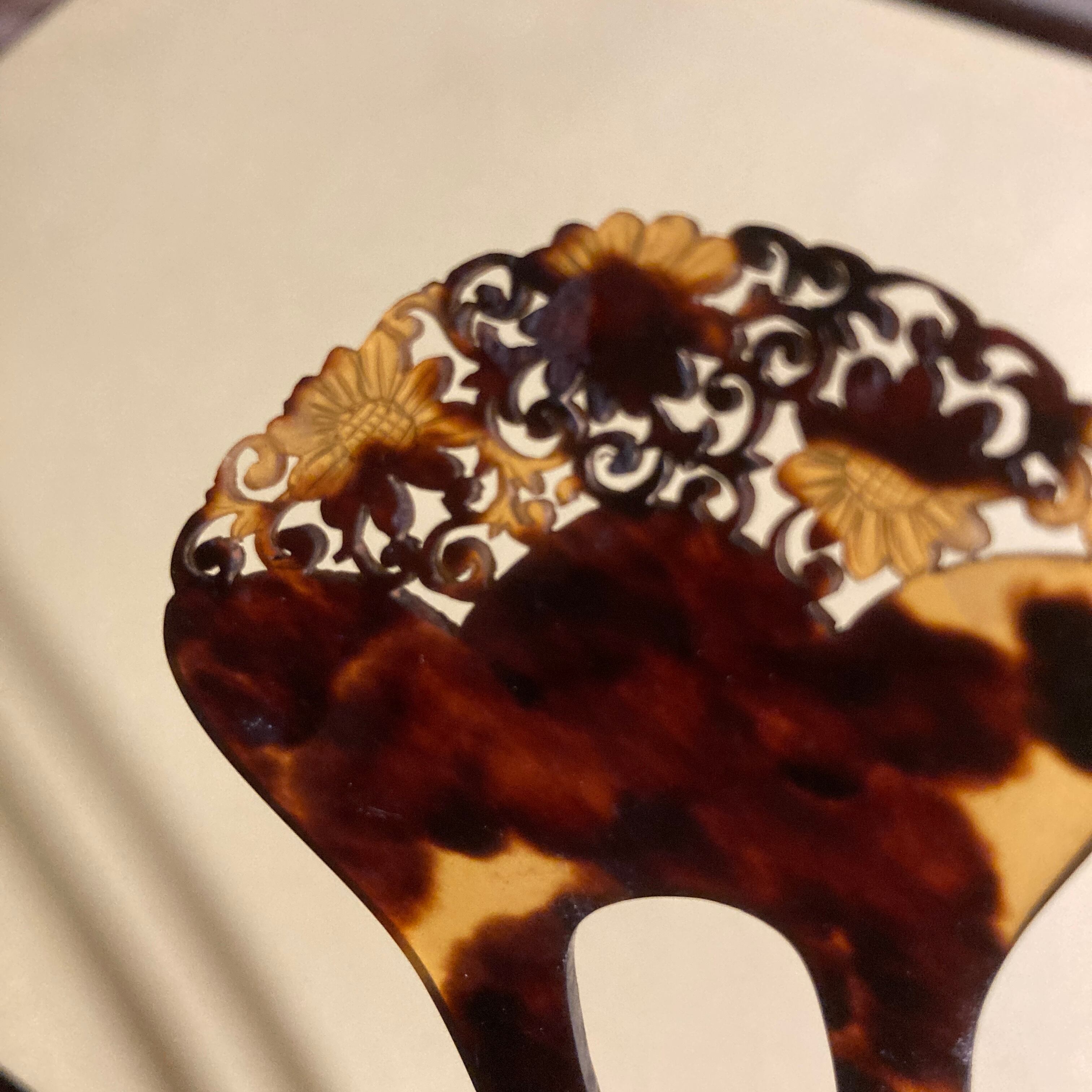 送料無料]鼈甲 透かし彫りかんざし 大正〜昭和初期ごろ | 仙台浪漫