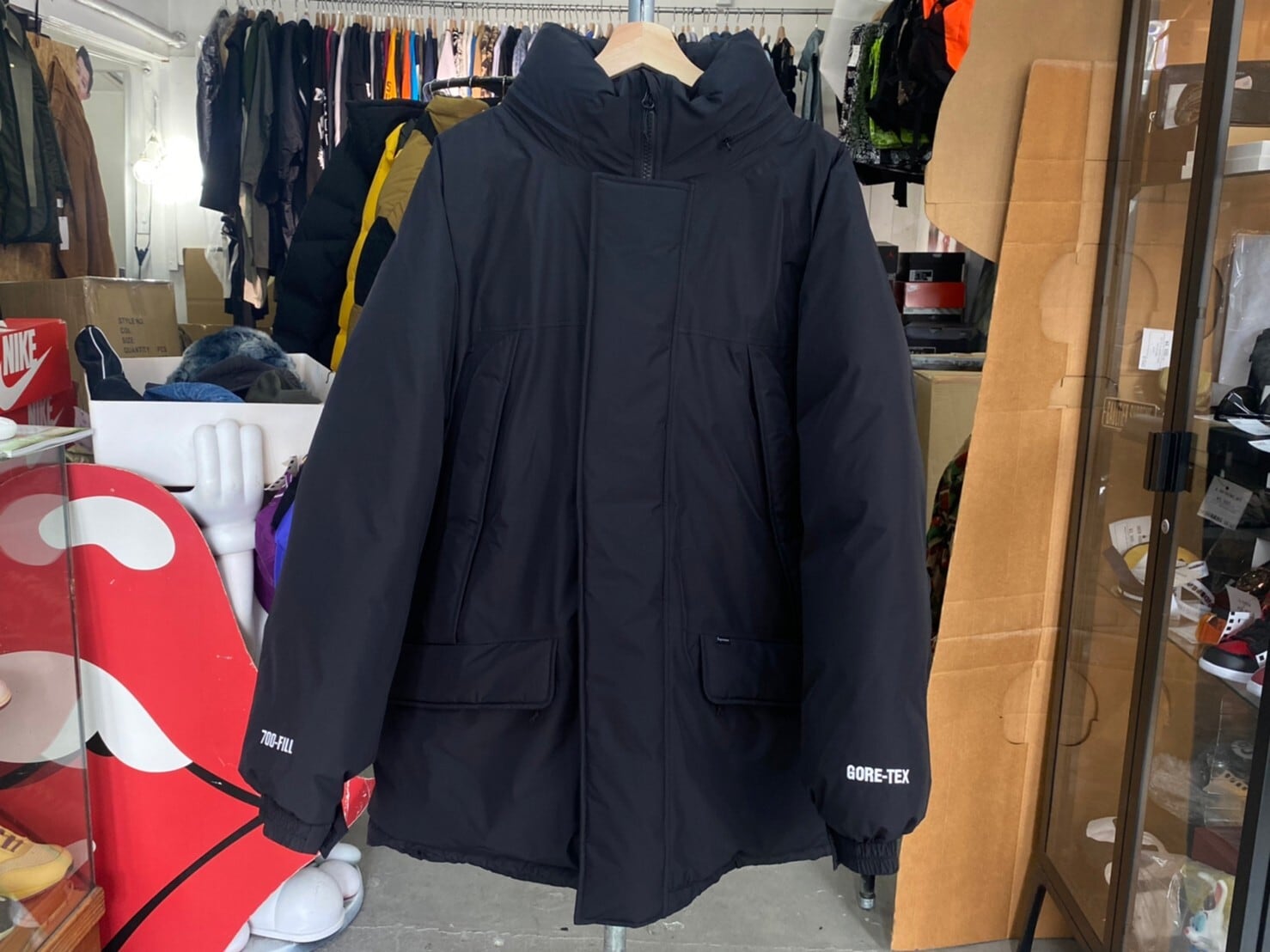 Supreme Gore-Tex 700Fill Down Parka L