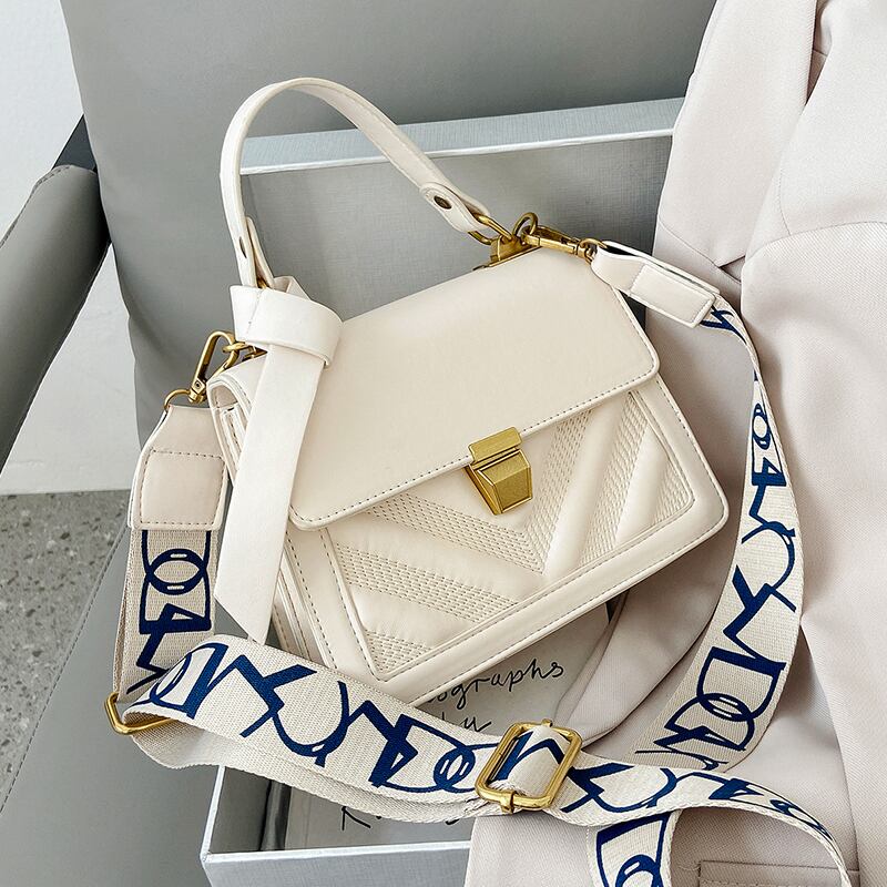 センス小さなバッグ女性2020新しいトレンディなファッション野生のブロードバンドメッセンジャーバッグネット赤エインエアポータブル小さな正方形のバッグ Tiancai_Wing_Bag9818865